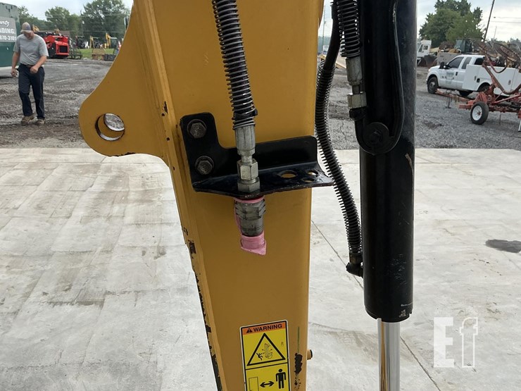 2020-caterpillar-303.5e2-cr-image-12