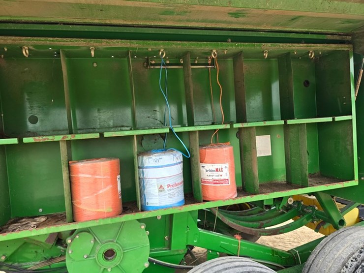 john-deere-100-image-29
