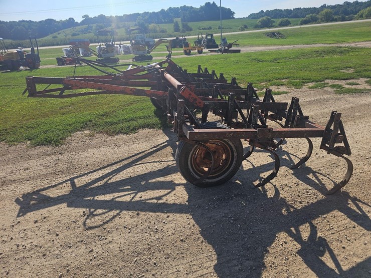 case-field-cultivator-image-1
