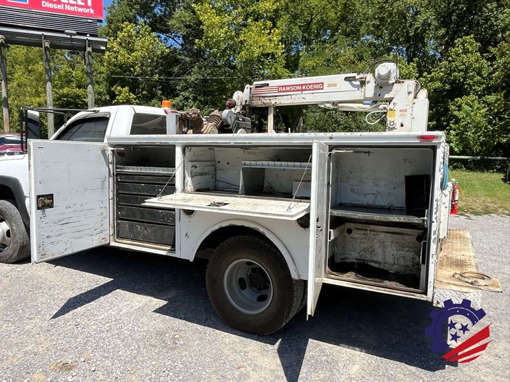 2003-chevrolet-silverado-3500-image-20
