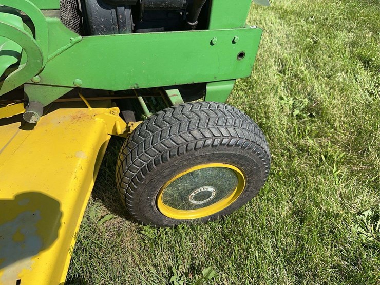 john-deere-140-image-9