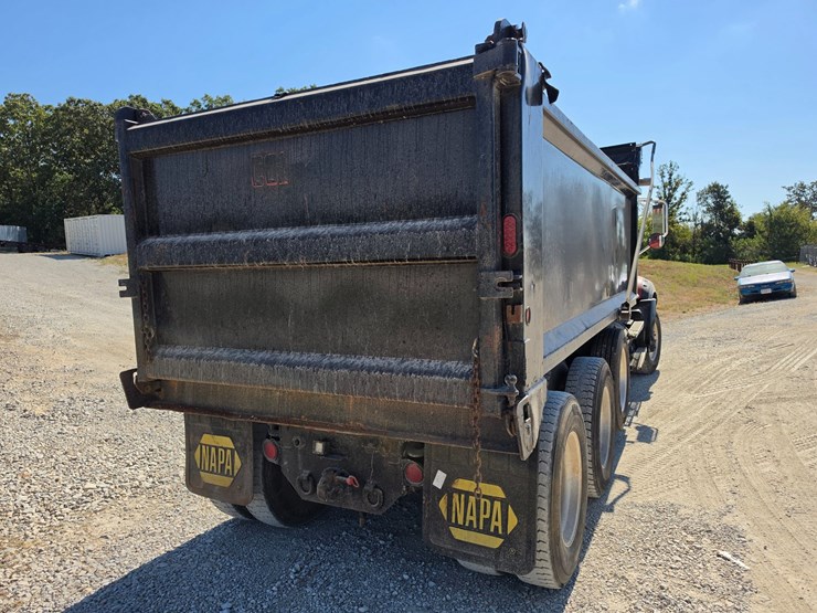 #26510-•-2006-mack-ct713-triaxle-dump-truck-image-9
