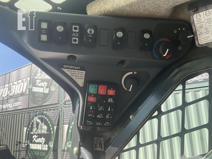 2021-deere-333g-image-16
