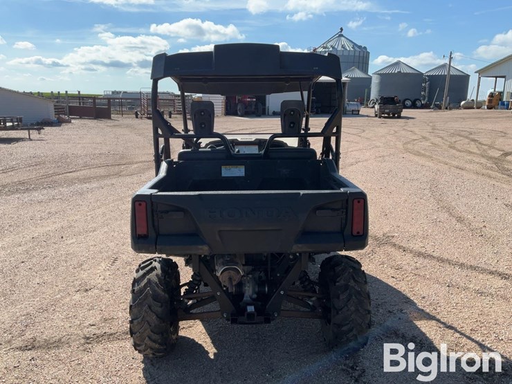 2021-pioneer-4x4-image-6
