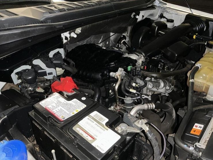2020-ford-f150-image-12