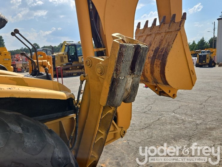 caterpillar-416c-image-20
