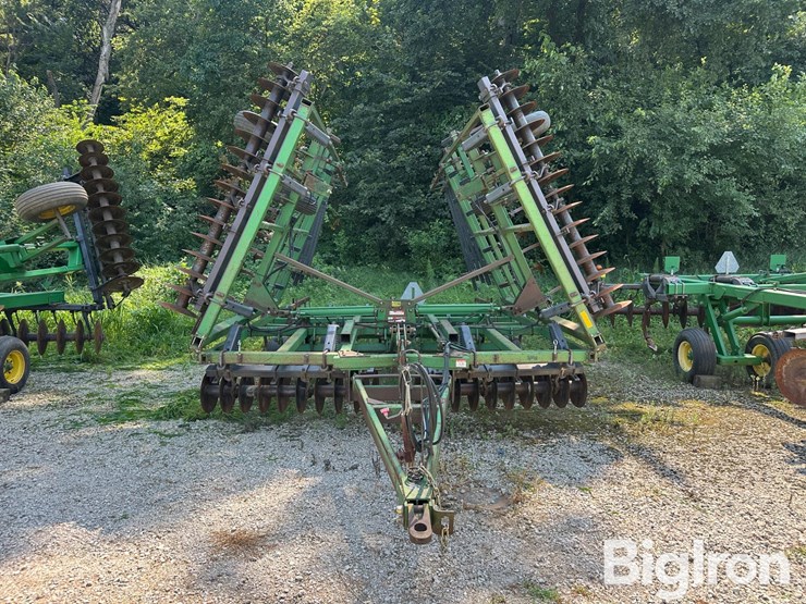 john-deere-724-image-2