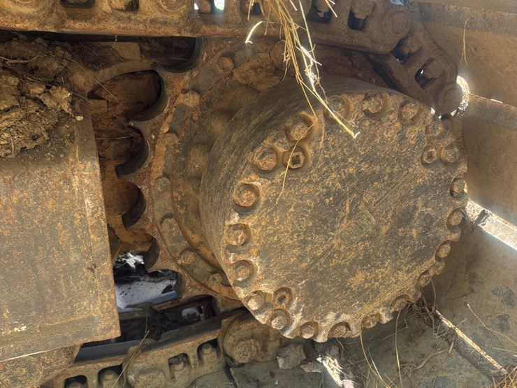komatsu-pc220-lc-image-7