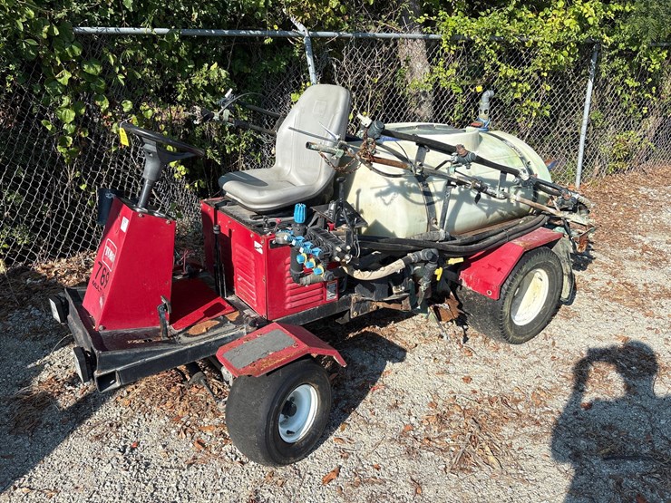 #1053-•-toro-1100-sprayer-image-1