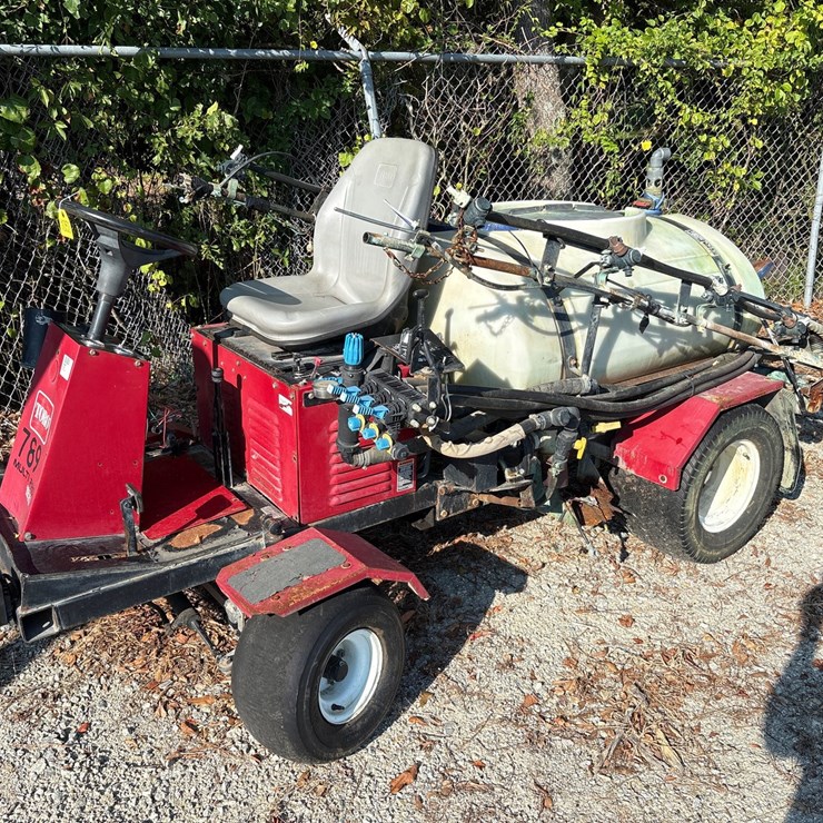 #1053 • TORO 1100 Sprayer