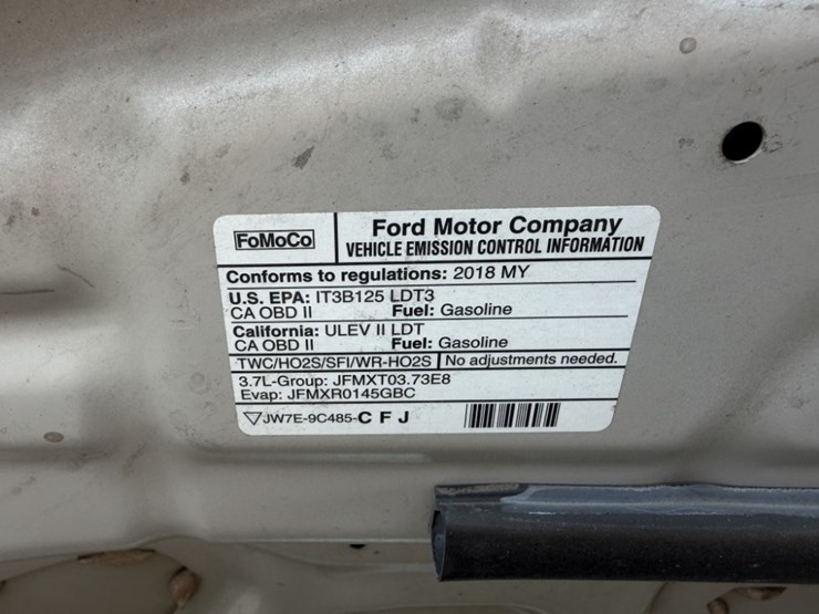 2018-ford-explorer-image-14