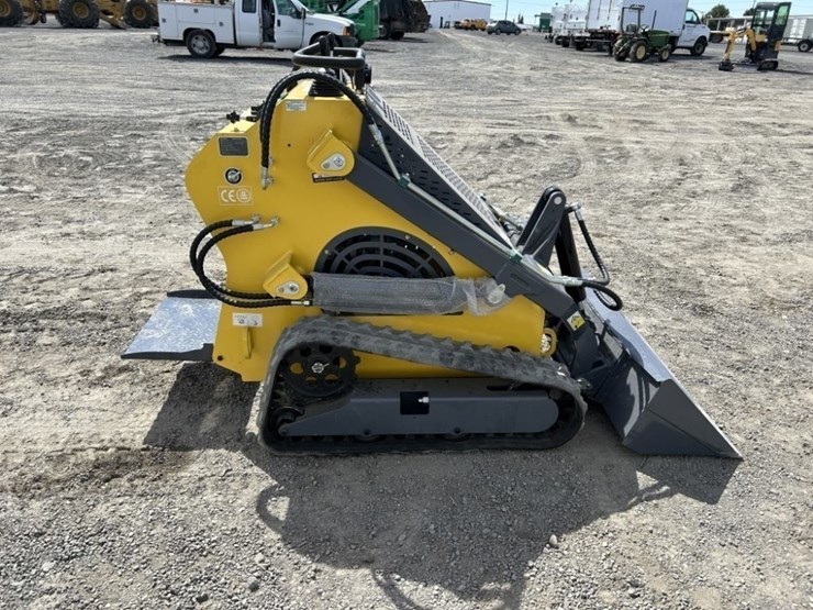 2026-starvox-sv-480-mini-compact-track-loader-image-6
