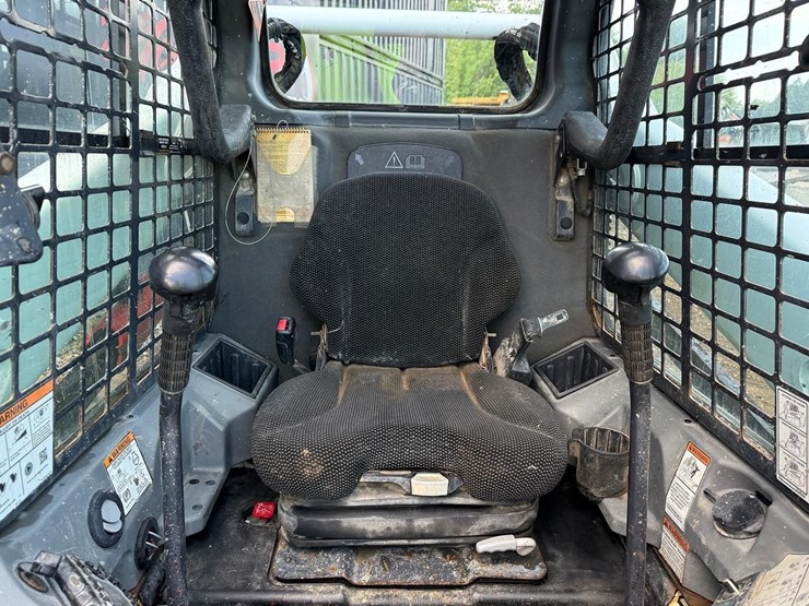 2020-bobcat-t595-image-19