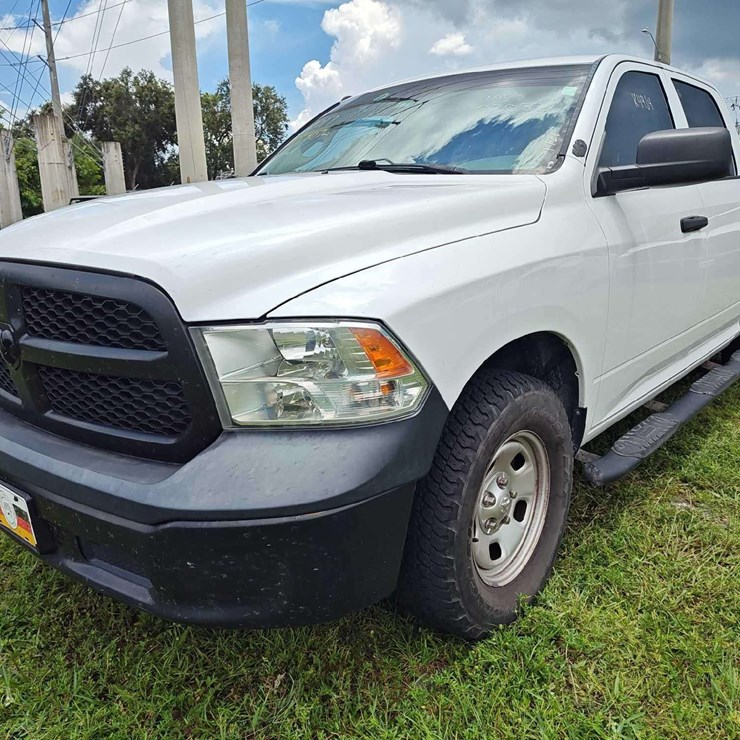 2017 DODGE 1500