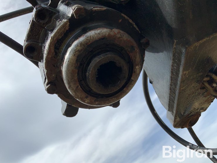 hesston-1270-image-10