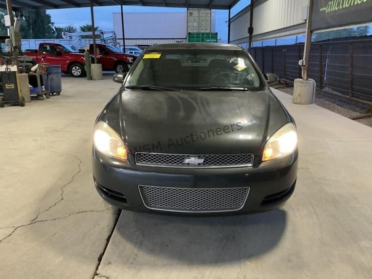 2014-chevrolet-impala-sdn-image-3