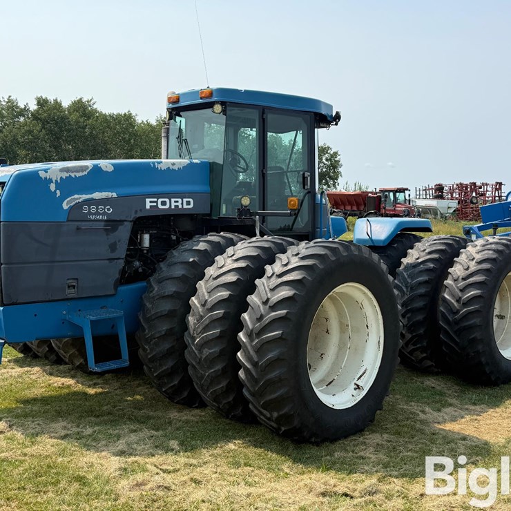 1995 FORD 9880