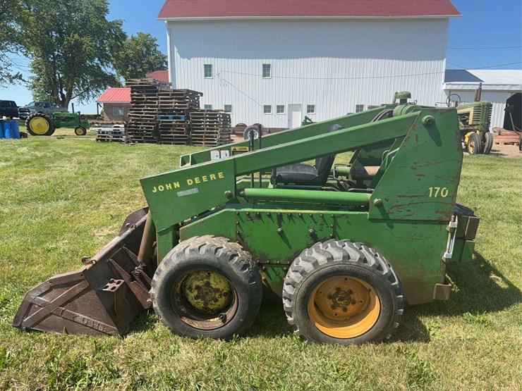 john-deere-170-image-2