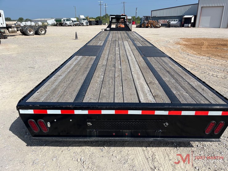2022-pj-t/a-40'-gooseneck-trailer-image-11