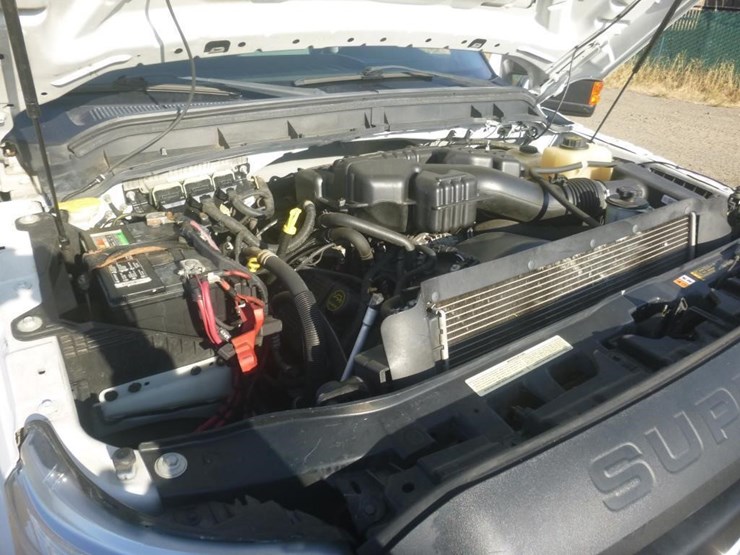 2015-ford-f350-image-13