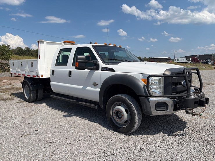 2012-ford-f550-image-10