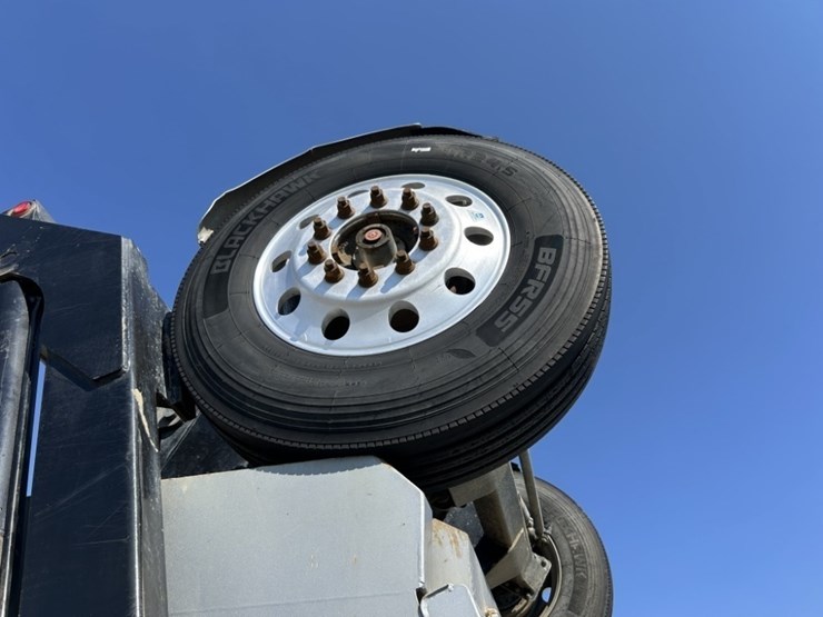 2015-western-star-4900sb-image-49