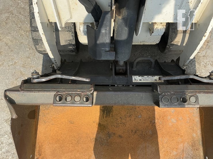 2019-bobcat-mt85-image-12