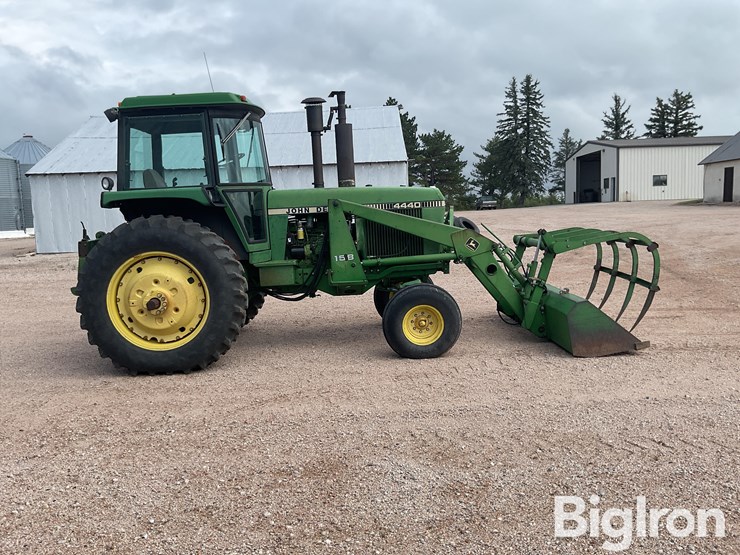 1981-john-deere-4440-image-4