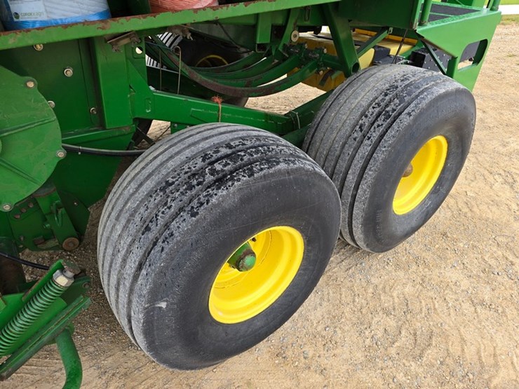 john-deere-100-image-28