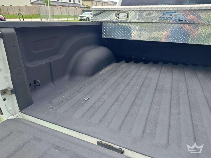 2017-dodge-1500-image-18