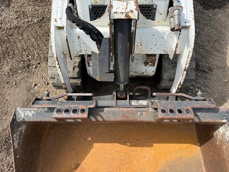 2021-bobcat-mt100-image-10