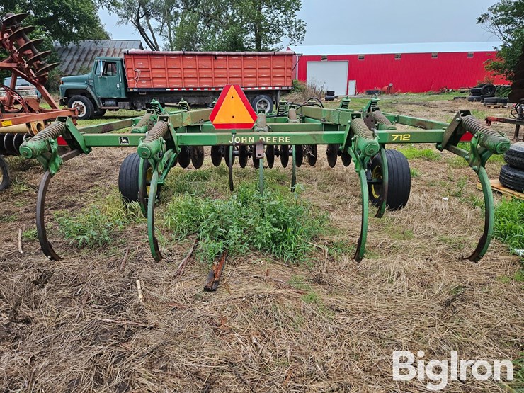 1984-john-deere-712-image-6