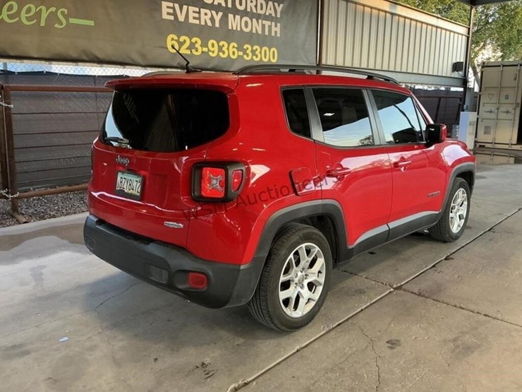 2016-jeep-renegade-image-7