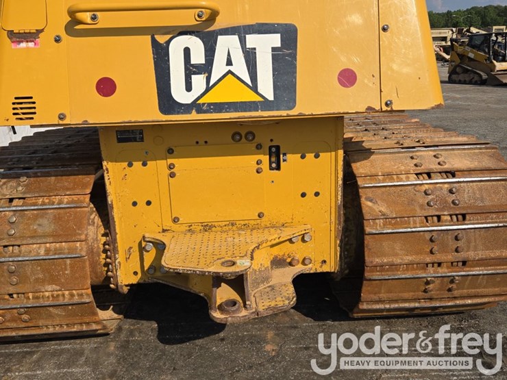 2020-caterpillar-d6k2-lgp-image-20