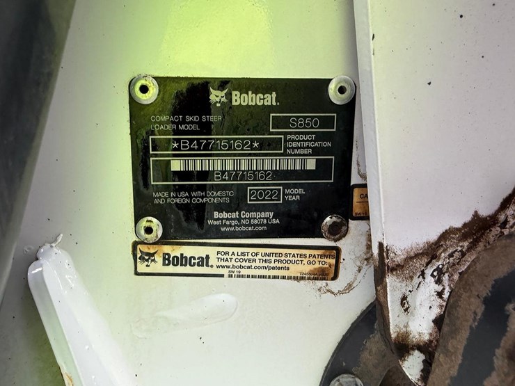 2022-bobcat-s850-image-28
