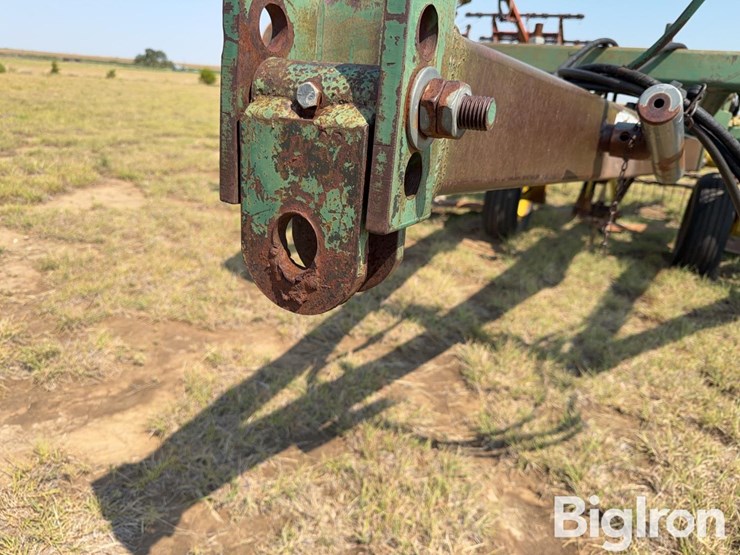 noble-32’-field-cultivator-image-9