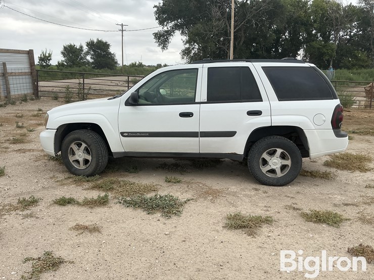 2004-chevrolet-trailblazer-image-8