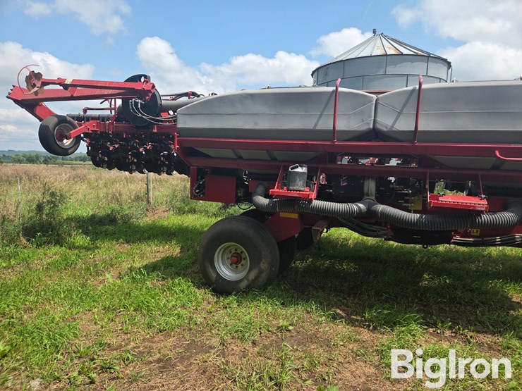 2011-case-ih-1240-image-5
