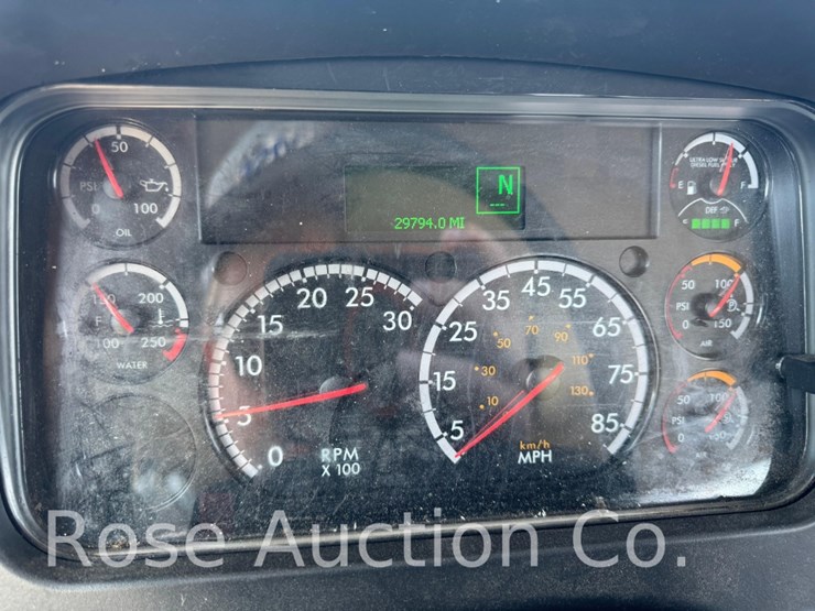 2015-freightliner-m2-112-single-axle-truck-tractor-(saluda,-va)-image-29