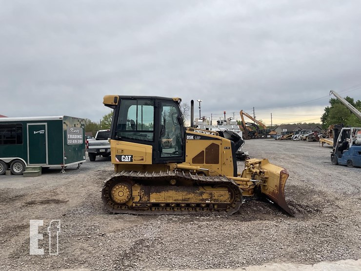 2010-caterpillar-d5k-lgp-image-4