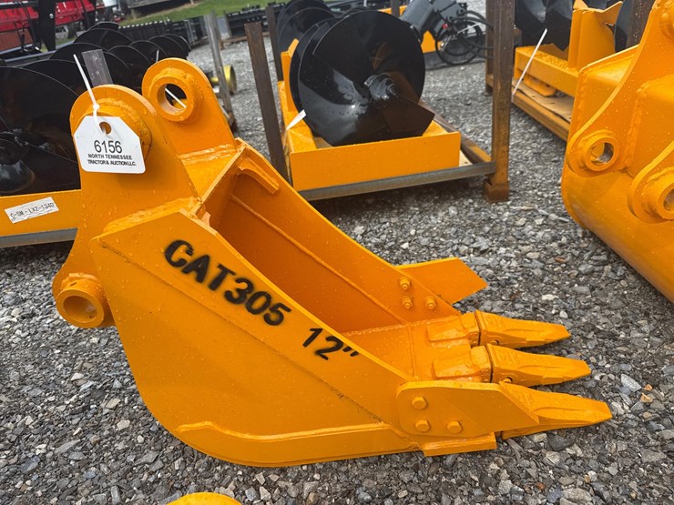 caterpillar-305-image-2