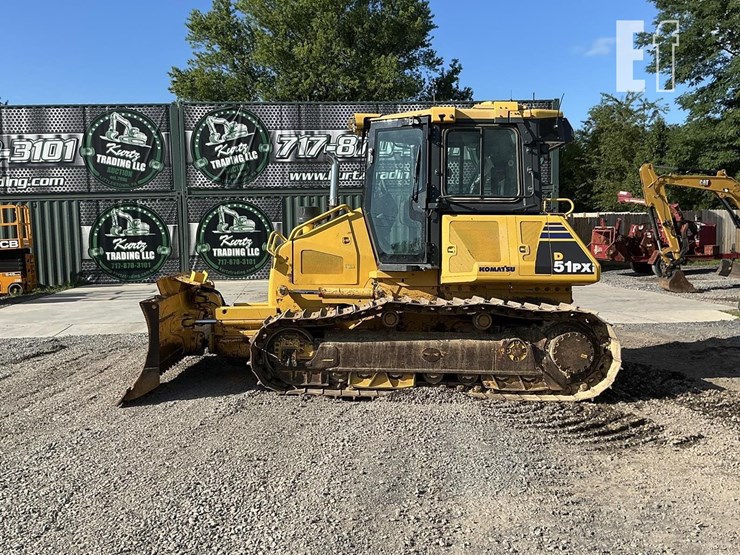 2014-komatsu-d51pxi-22-image-1