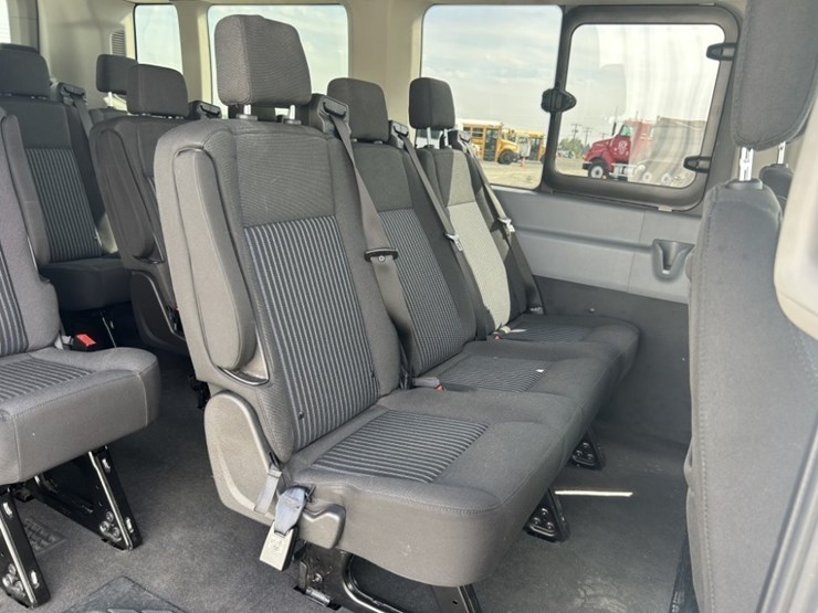 2018-ford-transit-image-27