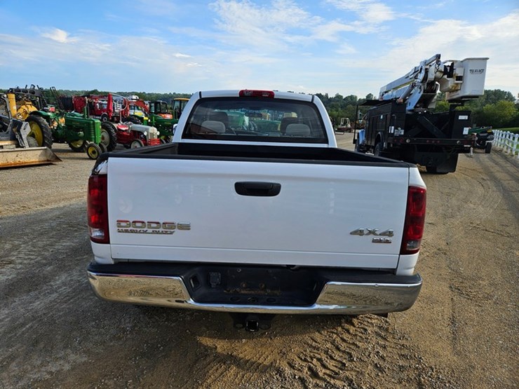 2004-dodge-ram-2500-image-4