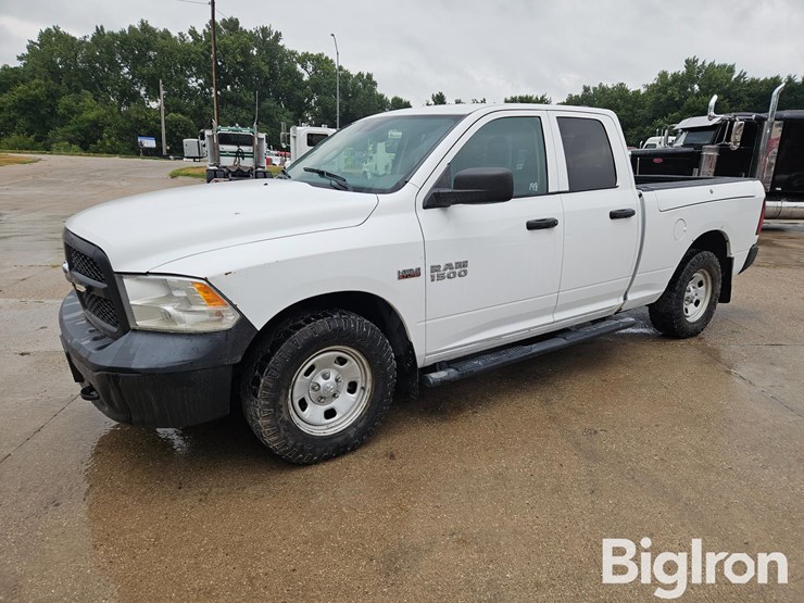 2016-dodge-1500-image-1