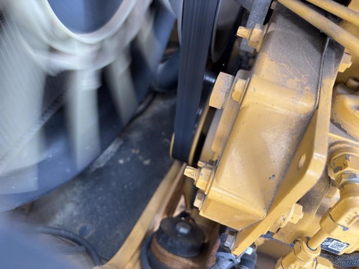 2013-deere-210k-ep-image-58