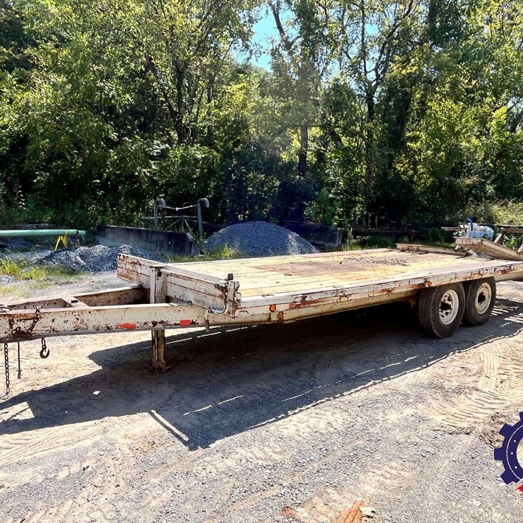 20’ x 7’9” T/A Equipment Trailer