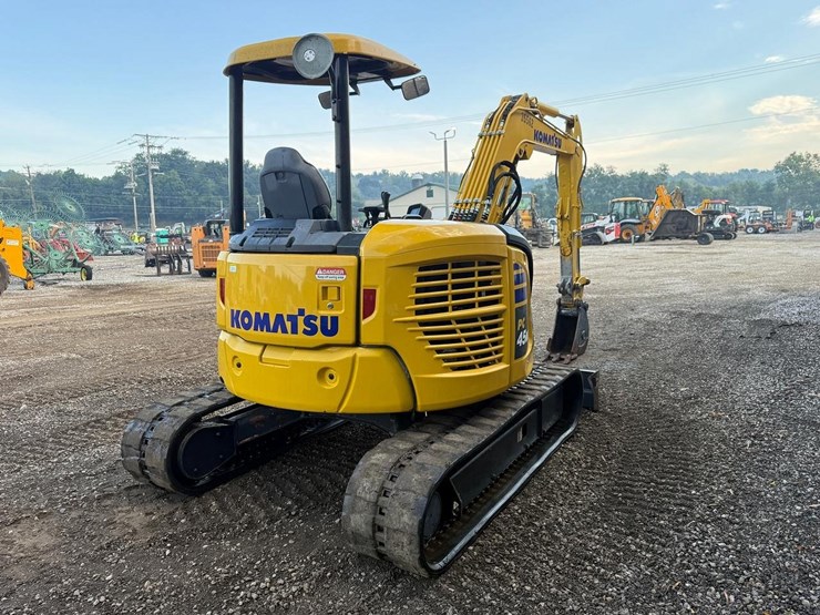 2023-komatsu-pc45mr-5-image-4