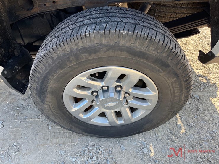 2019-chevrolet-2500-image-6