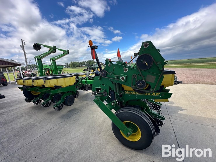 2009-john-deere-1770nt-image-8